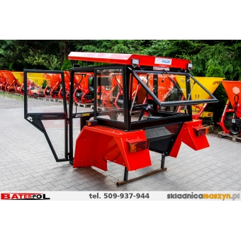 Kabina C-330 NAGLAK TUR metal błotniki kanciaste,oświetlenie